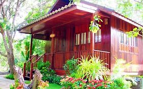 บ้านสวนลิ้นจี่แม่กลองรีสอร์ท